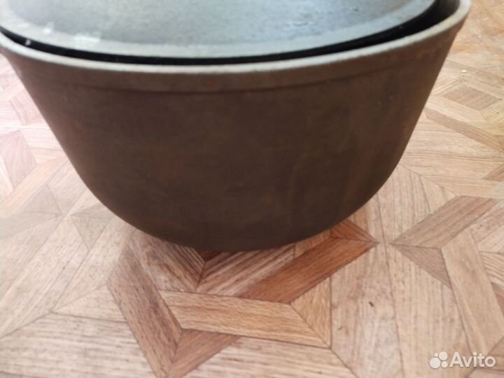 Казан чугунный бу