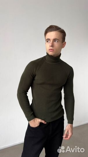 Мужская водолазка с горлом