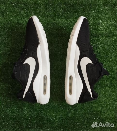 Кроссовки Nike Air Max Oketo