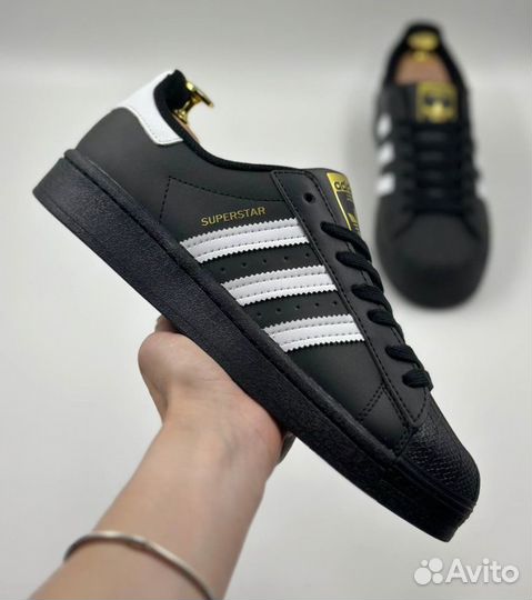 Привлекательные Adidas Superstar Black кроссовки