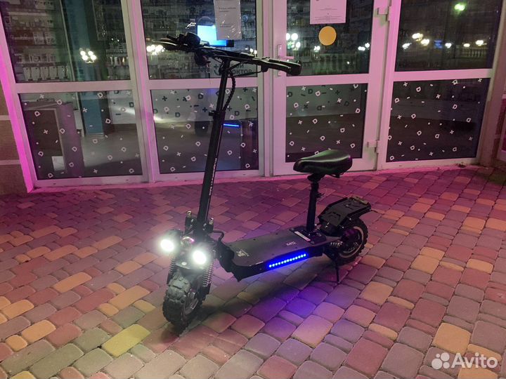 Электросамокат Kugo m5