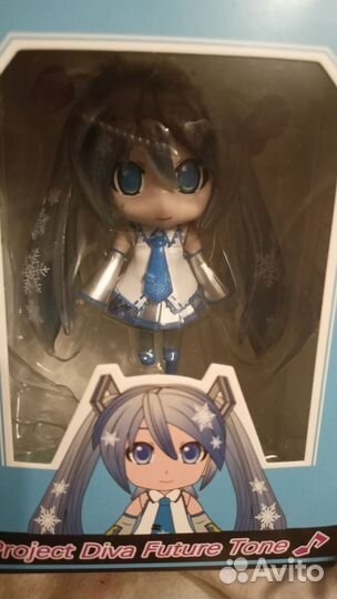 Фигурка мику