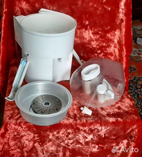 Соковыжималка 