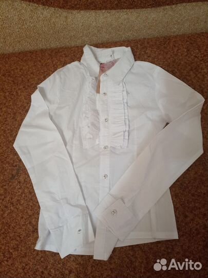 Блузка для школы новая 140