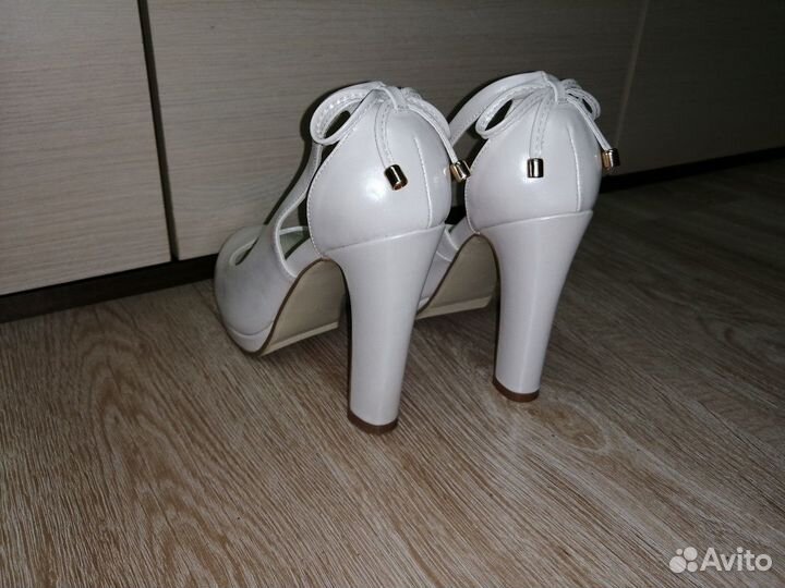 Туфли женские 37 размер