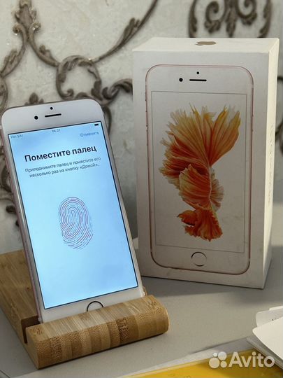 iPhone 6S, 16 ГБ
