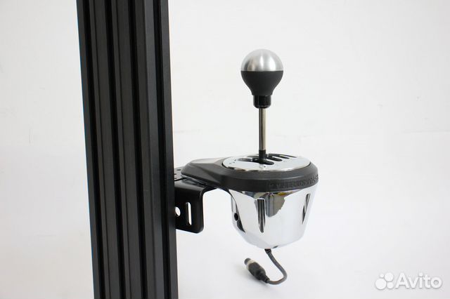 Крепление шифтера Thrustmaster к кокпитам