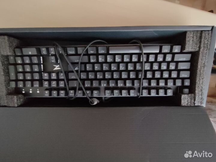 Игровая механическая клавиатура 100