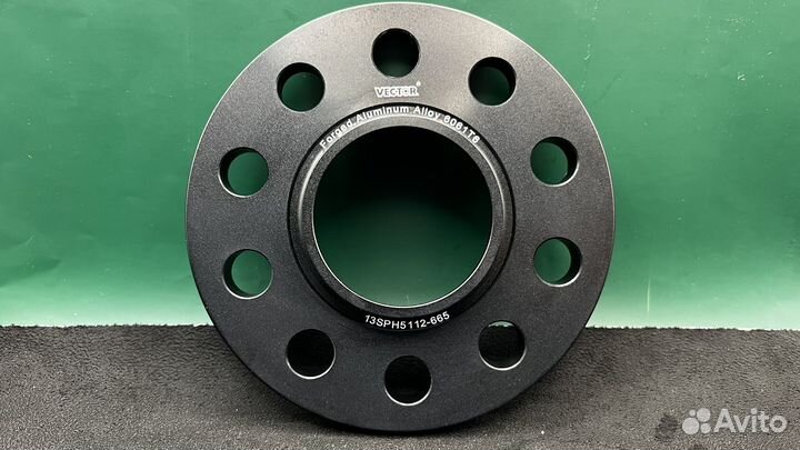 Колесные проставки для Mercedes