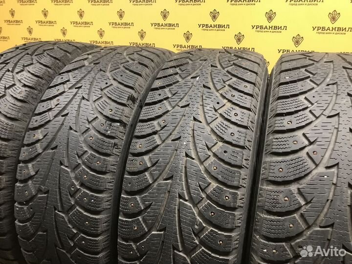 Hankook Winter I'Pike 215/65 R16 98