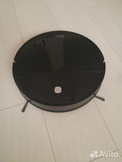 Робот пылесос +отпариватель+утюг