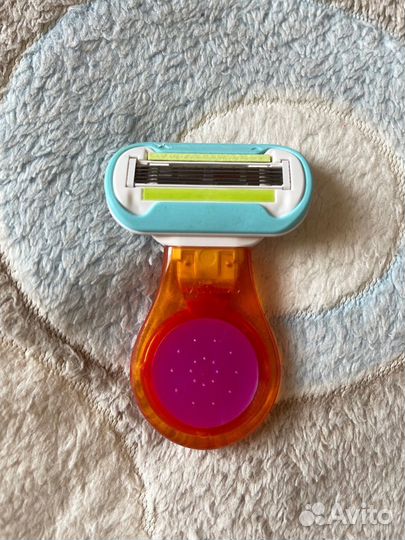 Дорожная бритва Venus новая