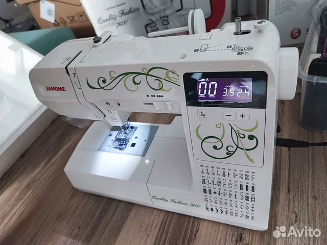 Швейная машина Janome QF 7600 купить в Хабаровске | Товары для дома и ...