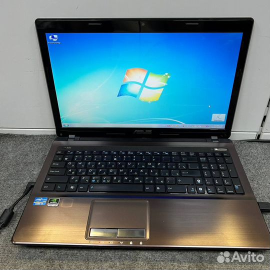 Ноутбук Asus i3-2310/3GB/320GB/GT520M