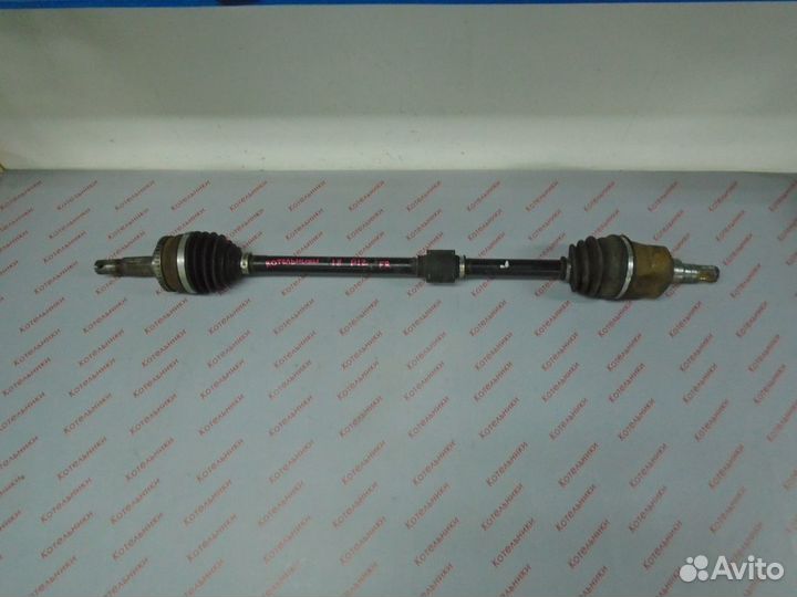 Nissan 39100-AU315 Вал приводной, правый