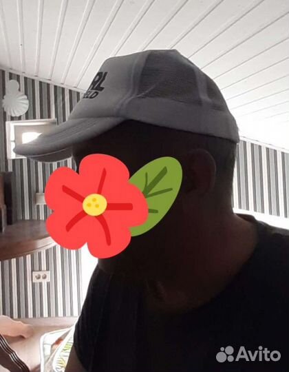 Кепка Karl Lagerfeld бейсболка белая