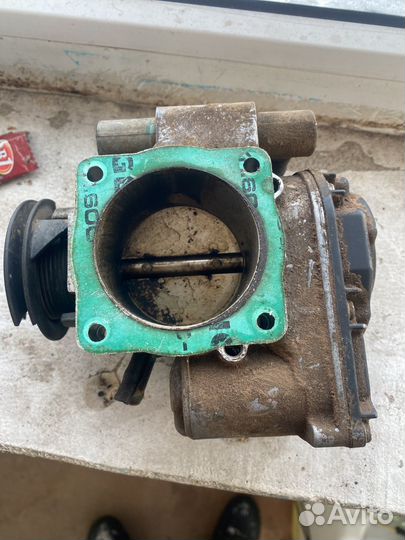 Дроссельная заслонка VW passat b5 ADR 1.8