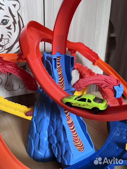 Хот Вилс Трек Сити Вулкан Hot Wheels
