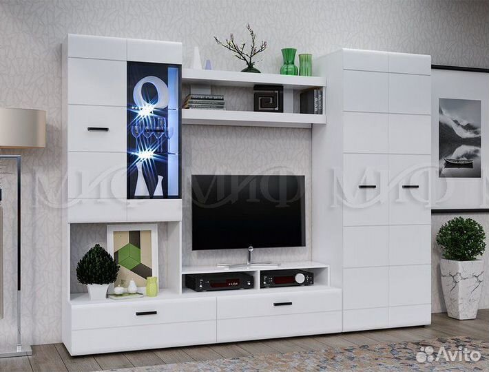 Стенка в гостиную новая