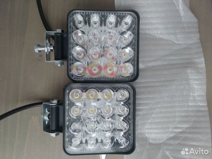 Фанари фсо трёхцветные. Есть режим стробоскоп