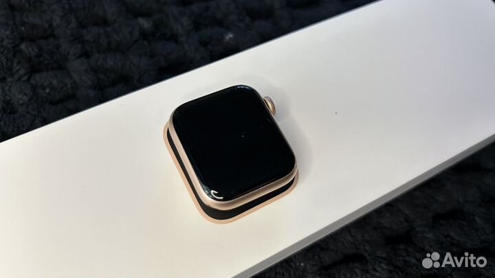 Apple watch series 5 40mm