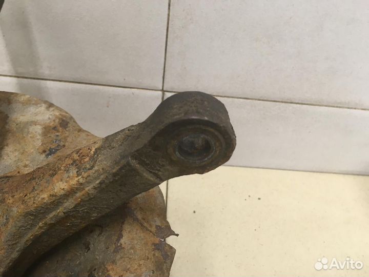 Кулак поворотный передний правый Accent II (+тагаз