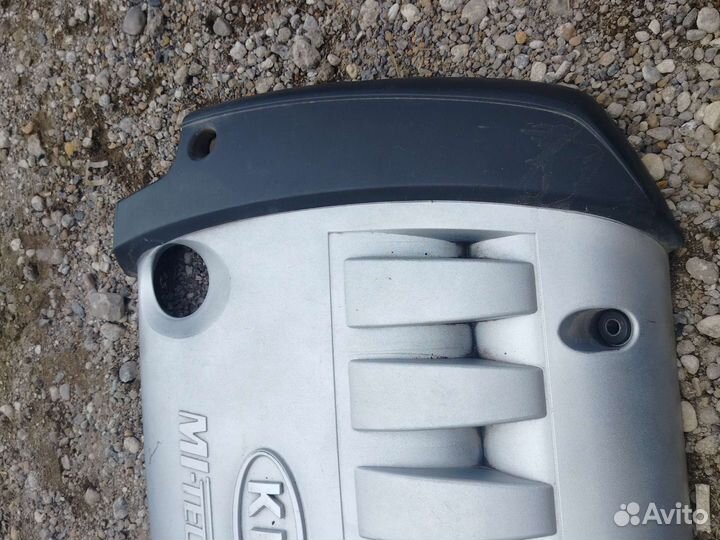 Декоративная крышка двигателя Kia Spectra 1