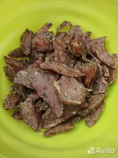 Вяленое мясо (мясные чипсы, джерки)