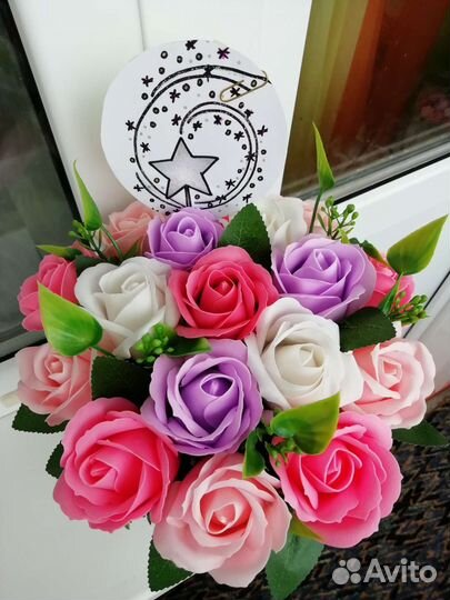 В наличии Цветы, букеты, подарки. Мыльные розы