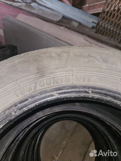 Yokohama BluEarth AE01 195/65 R15 91T