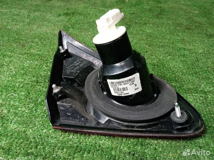 Фонарь задний правый Nissan Qashqai J10E MR20DE