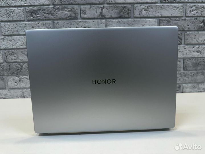 MagicBook X 14 AMD Ryzen 5 7640HS, RAM 16 гб, SSD