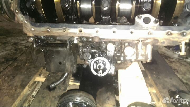 Коленвал Nissan atlas FD 42