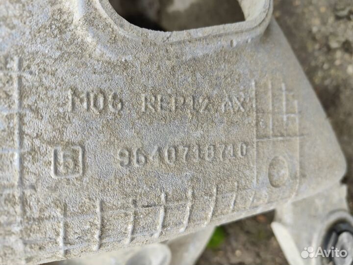 Peugeot 407 балка задняя