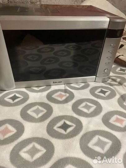 Микроволновая печь Rolsen с грилем 25л