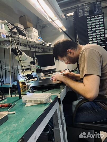 Срочный ремонт iPhone и техники Apple