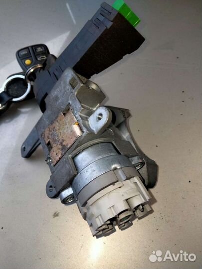 Замок зажигания Вольво S80