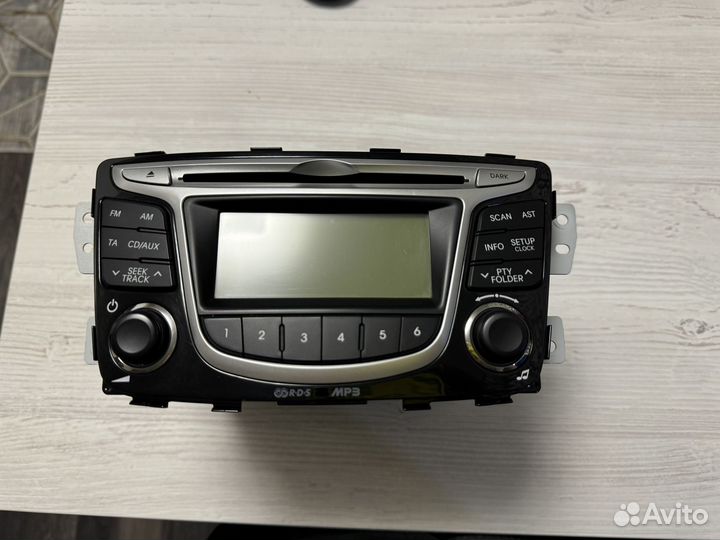 Штатная магнитола на hyundai solaris 1