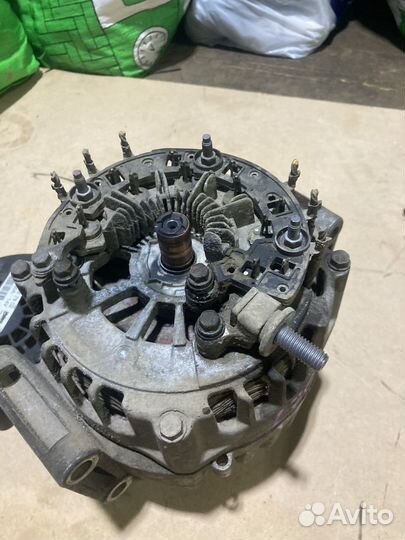 Генератор mercedes w204/176/212/glk 0009067802