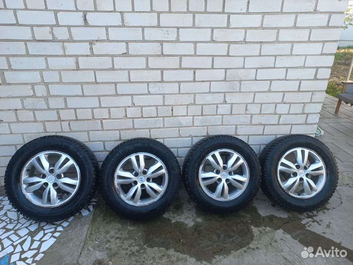 Michelin X-Ice North 3 215/65 R16 95Q