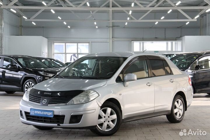 Nissan Tiida 1.6 AT, 2008, 260 000 км