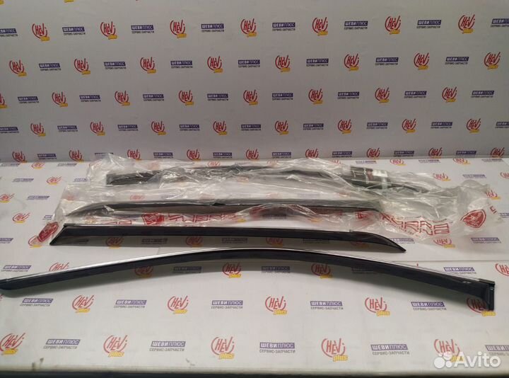 Дефлектора на двери Chevrolet Traverse 2018-г. (с