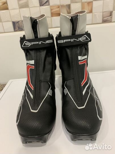 Лыжные ботинки spine concept skate