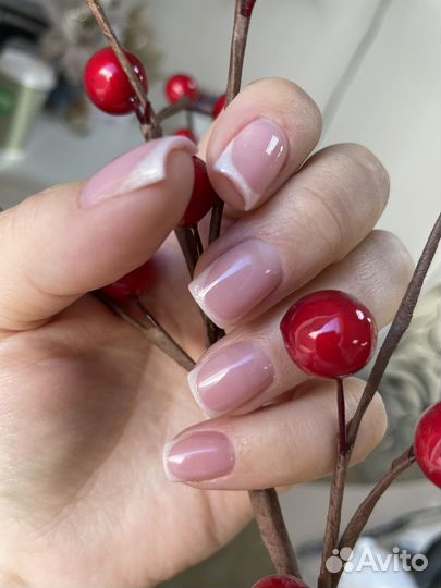 Мастер маникюра /педикюра Авиаторов 66