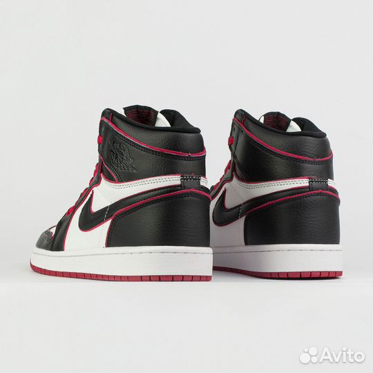 Кроссовки Nike Air Jordan 1 Bloodline