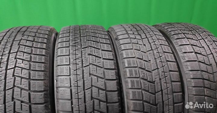 Yokohama Ice Guard IG60 215/55 R17 94Q