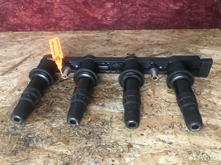 Катушка зажигания Opel Astra J A16XER