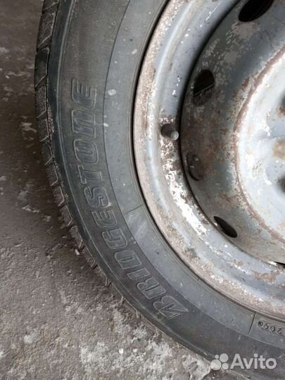 Bridgestone Eager 215/65 R16