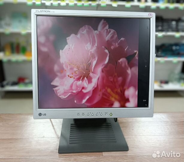 Монитор LG Flatron L 1701S