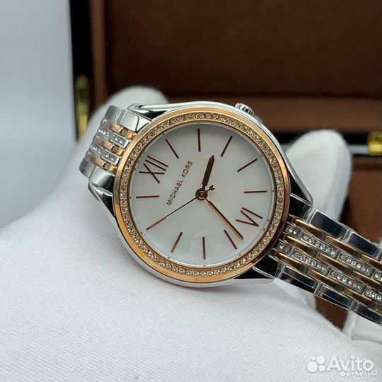 Наручные женские часы Michael Kors MK7077